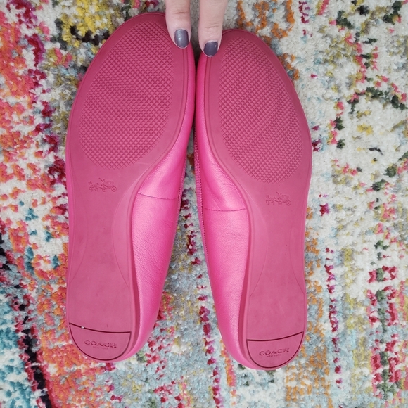 Coach pink ballet flat shoes size 7 - Picture 3 of 6